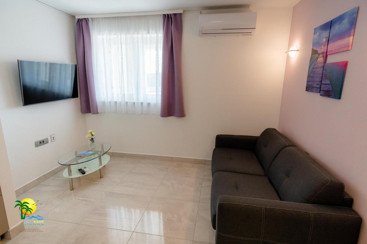 Villa Green Palm Vrsar Exterior photo