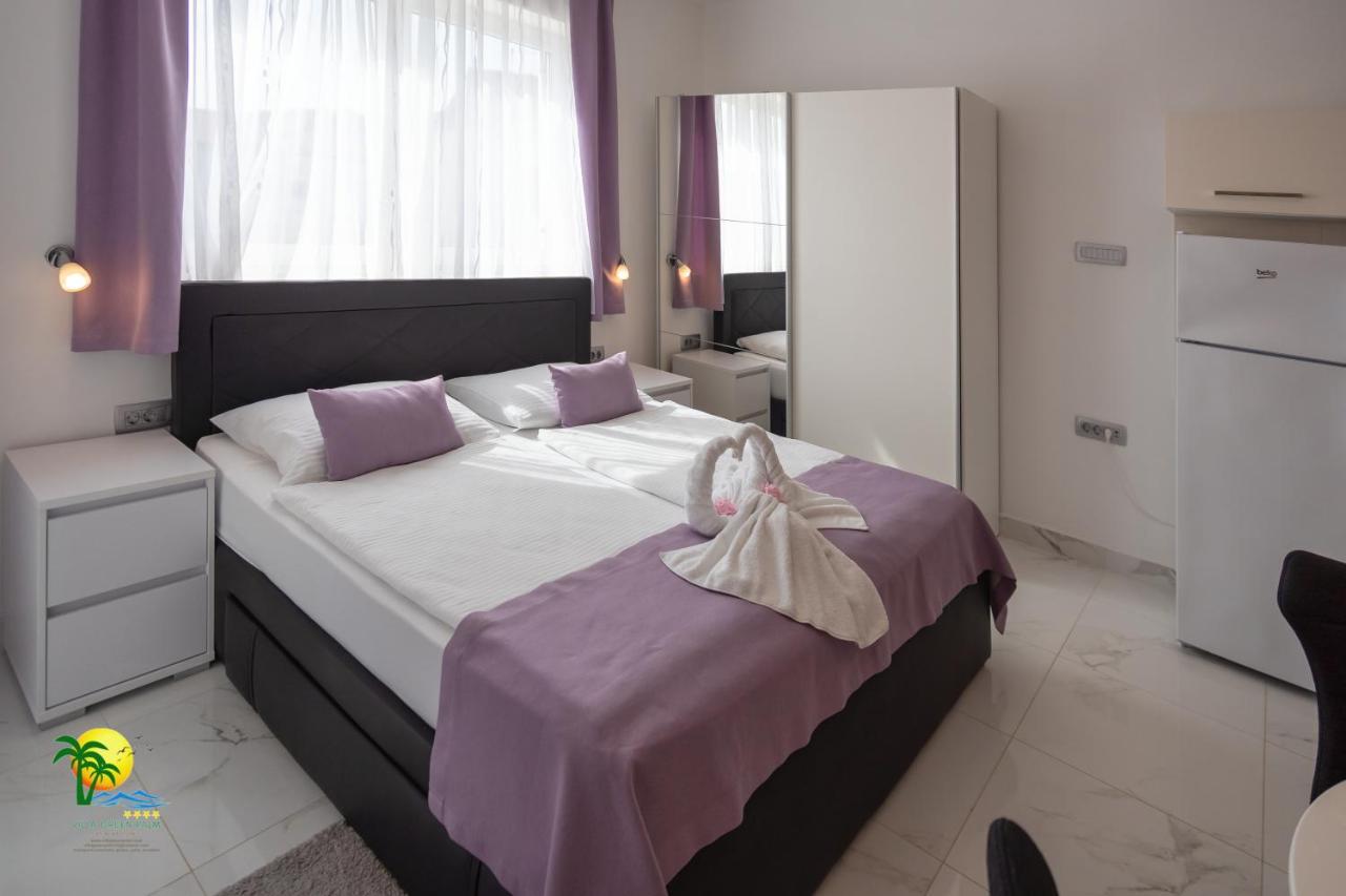 Villa Green Palm Vrsar Exterior photo